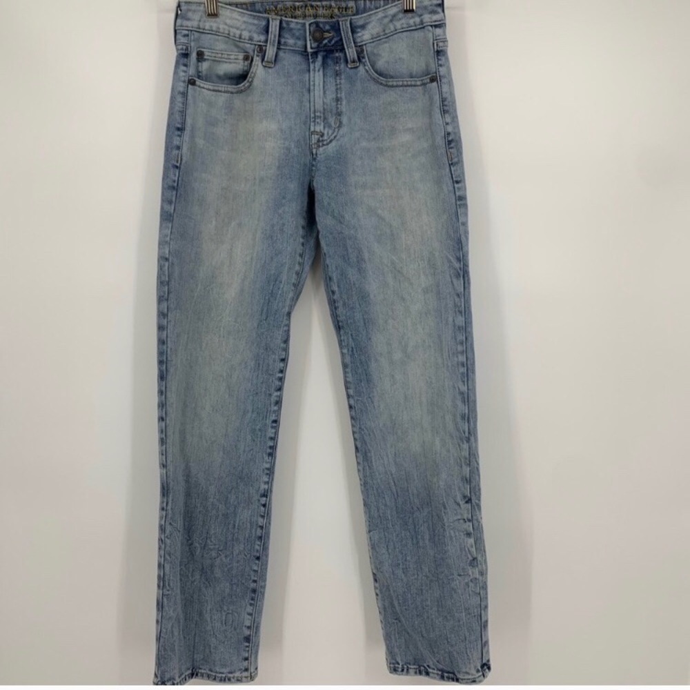 American Eagle Mens 28x30 original straight Light